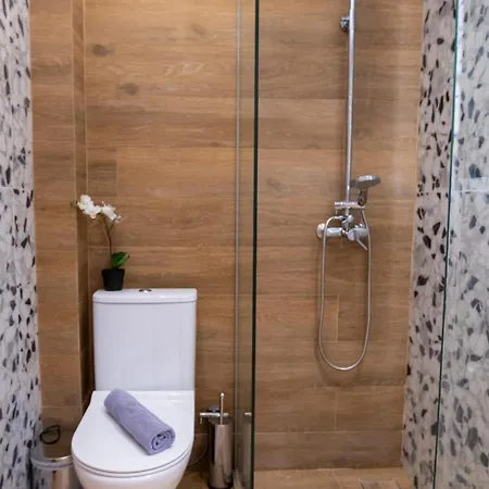 John & Mary ريثيمنو