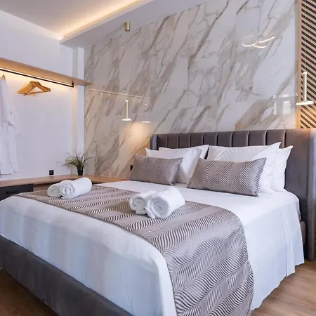 Апартаменти John & Mary Ретимно (Крит)