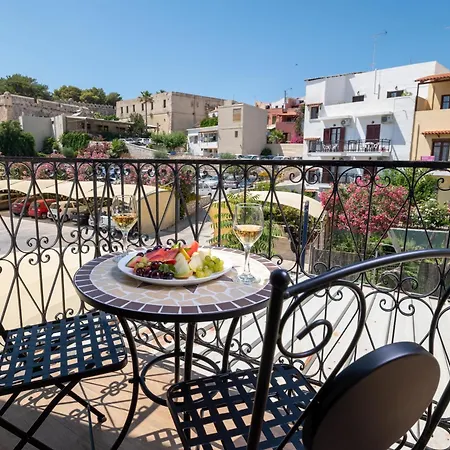 Апартаменти John & Mary *