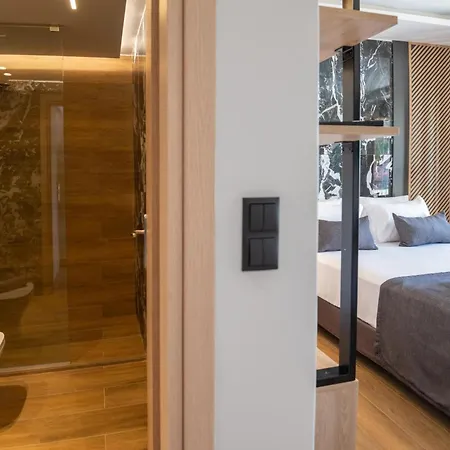 Апартаменти John & Mary *