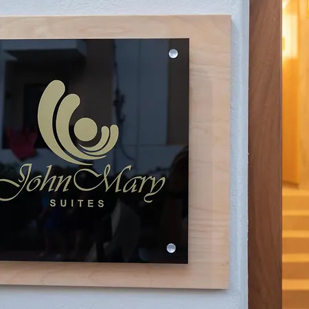 John & Mary Апартаменти *